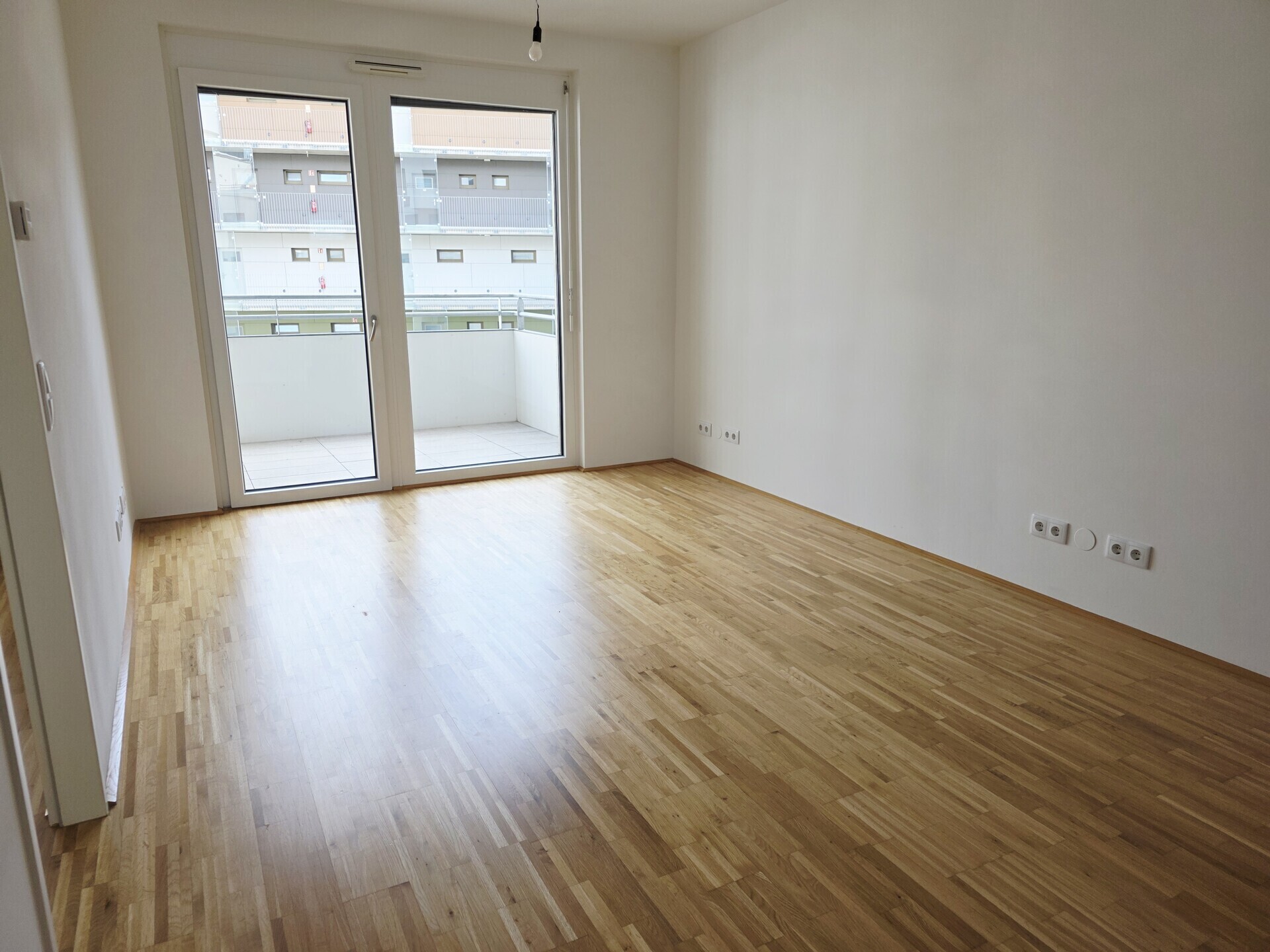 Tolle 2-Zimmer Wohnung mit Balkon - 1.Monat mietfrei - perfekte Anbindung - 8020 Graz