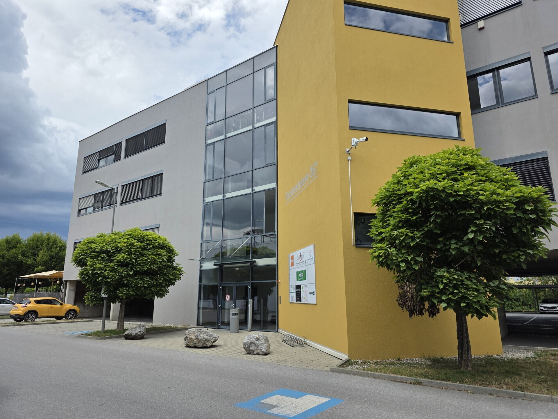 Great office space for rent in 8055 Graz!