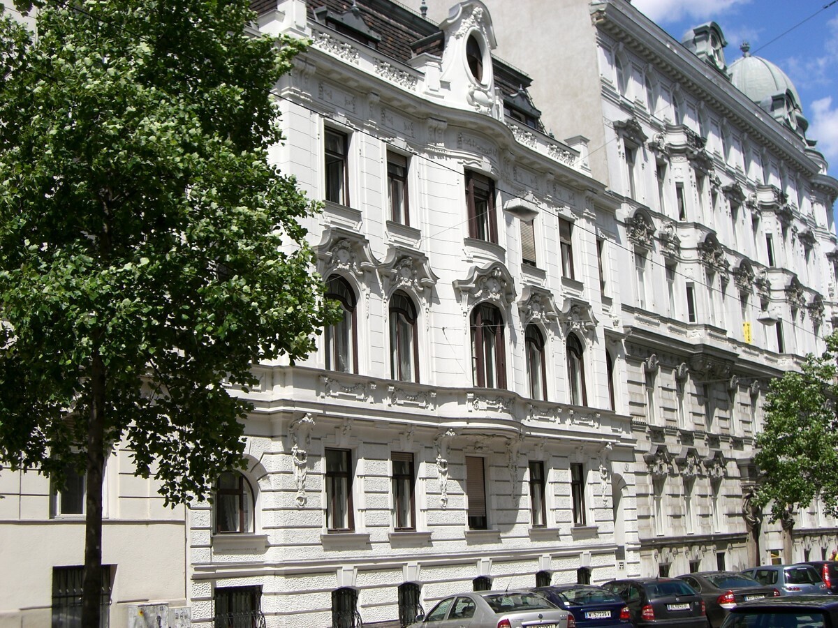 Prestigious palace/office building near Schwarzenbergplatz