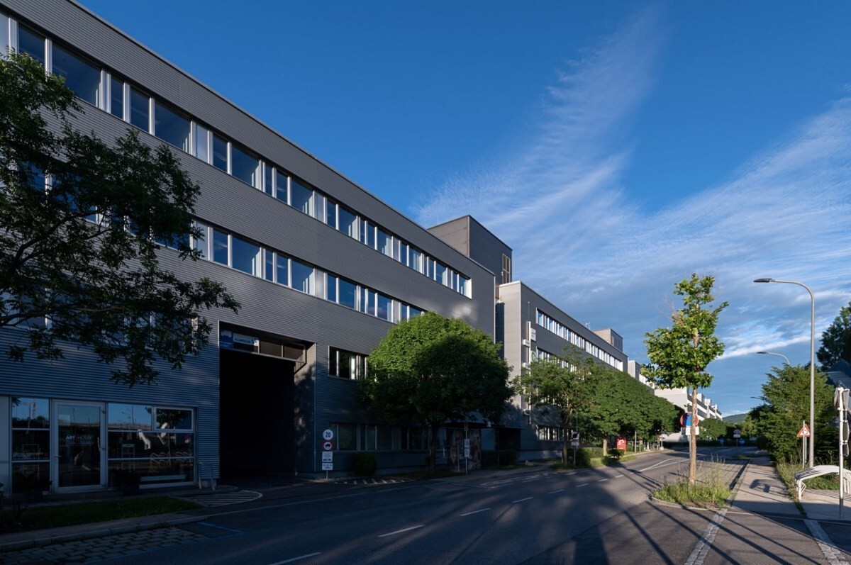 Attractive office and storage units for rent in the business park in 2345 Brunn am Gebirge