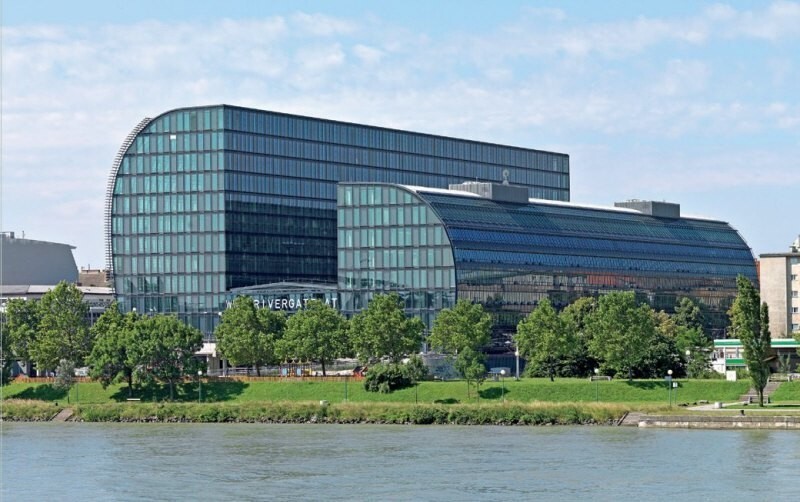Moderne Büros im Rivergate zu mieten - 1200 Wien