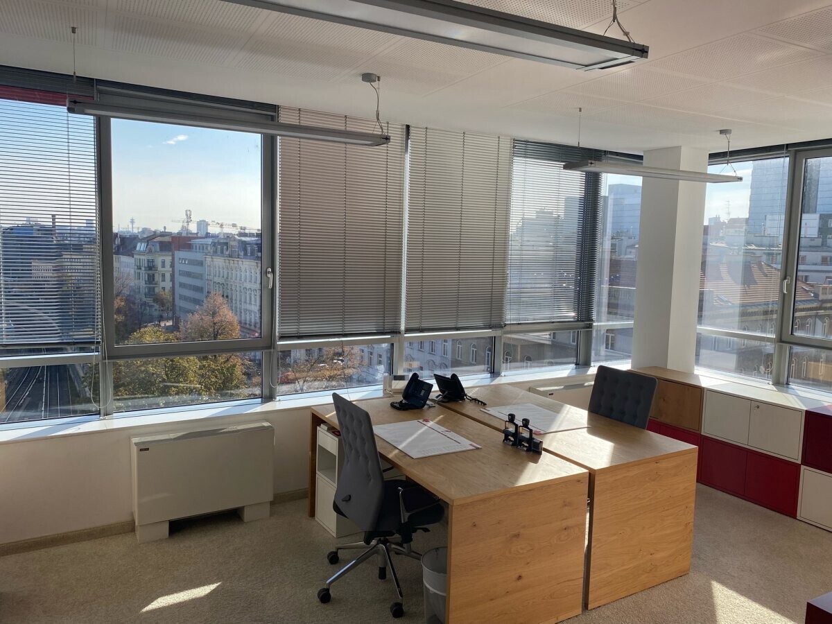 Flexible office space for rent in the modern U4-Center, 1120 Vienna