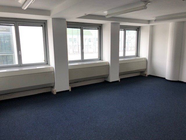 Office and business units for rent in an attractive office building in 1150 Vienna
