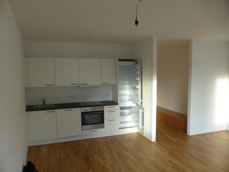Moderne 1-Zimmer-Dachgeschoßwohnung mit Loggia nähe LKA in 5020 Salzburg - ab September zur Miete