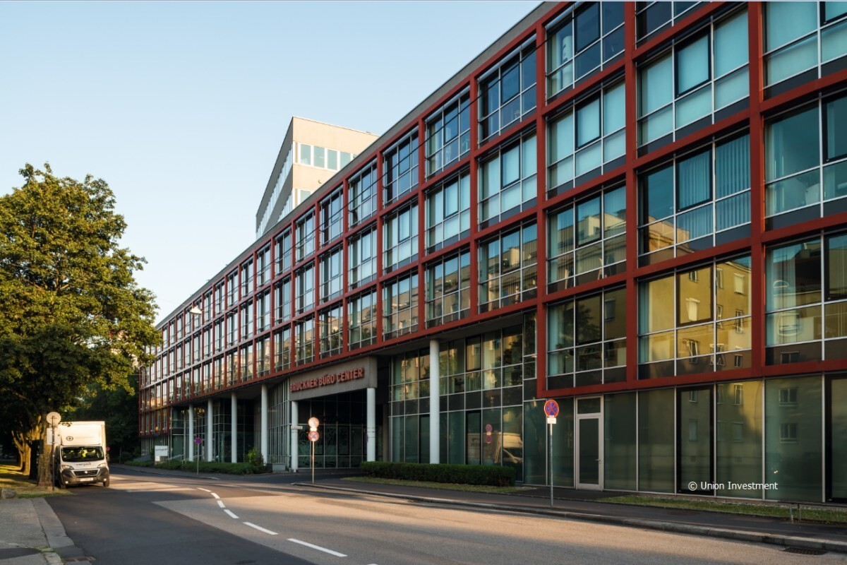 Flexible office space for rent in the vibrant center of Linz