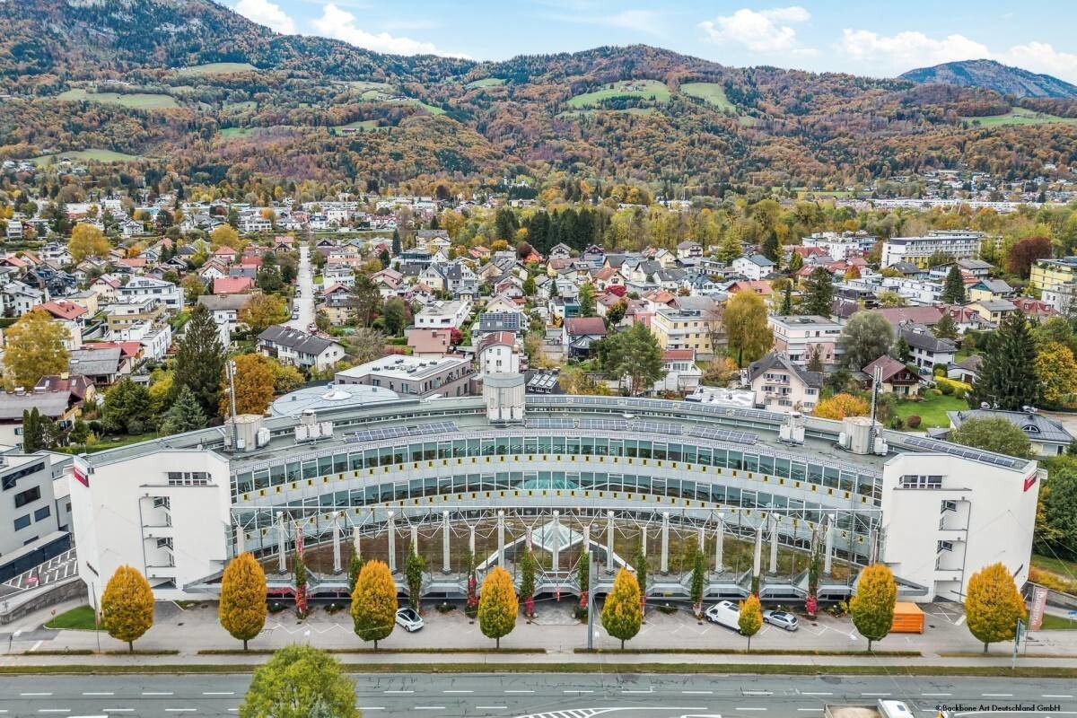 Markantes Bürogebäude an der Alpenstraße zur Miete