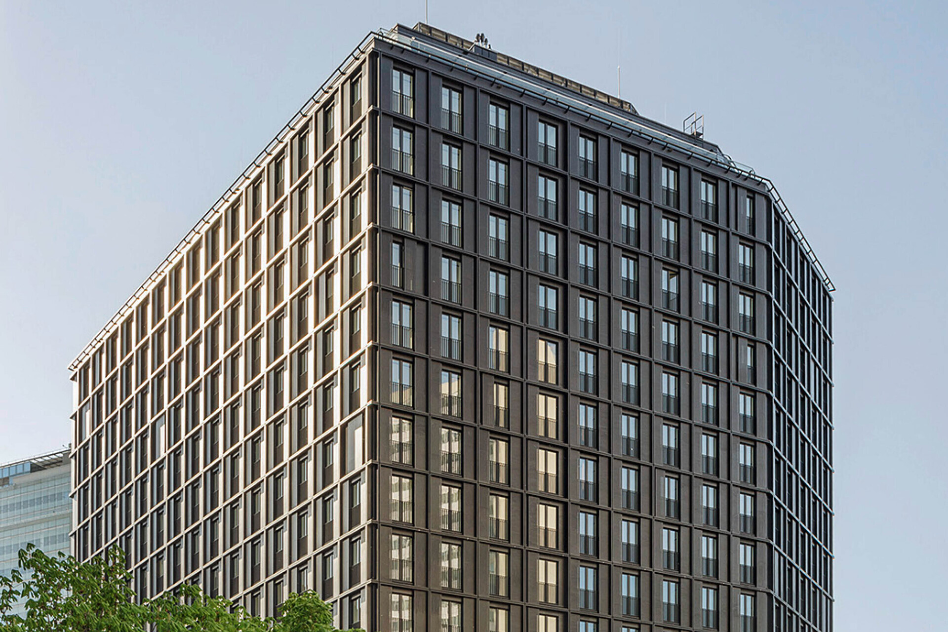 Erstbezug in den DC Flats: 1,5-Zimmer Erdgeschoßwohnung mit Terrasse – zu mieten in 1220 Wien