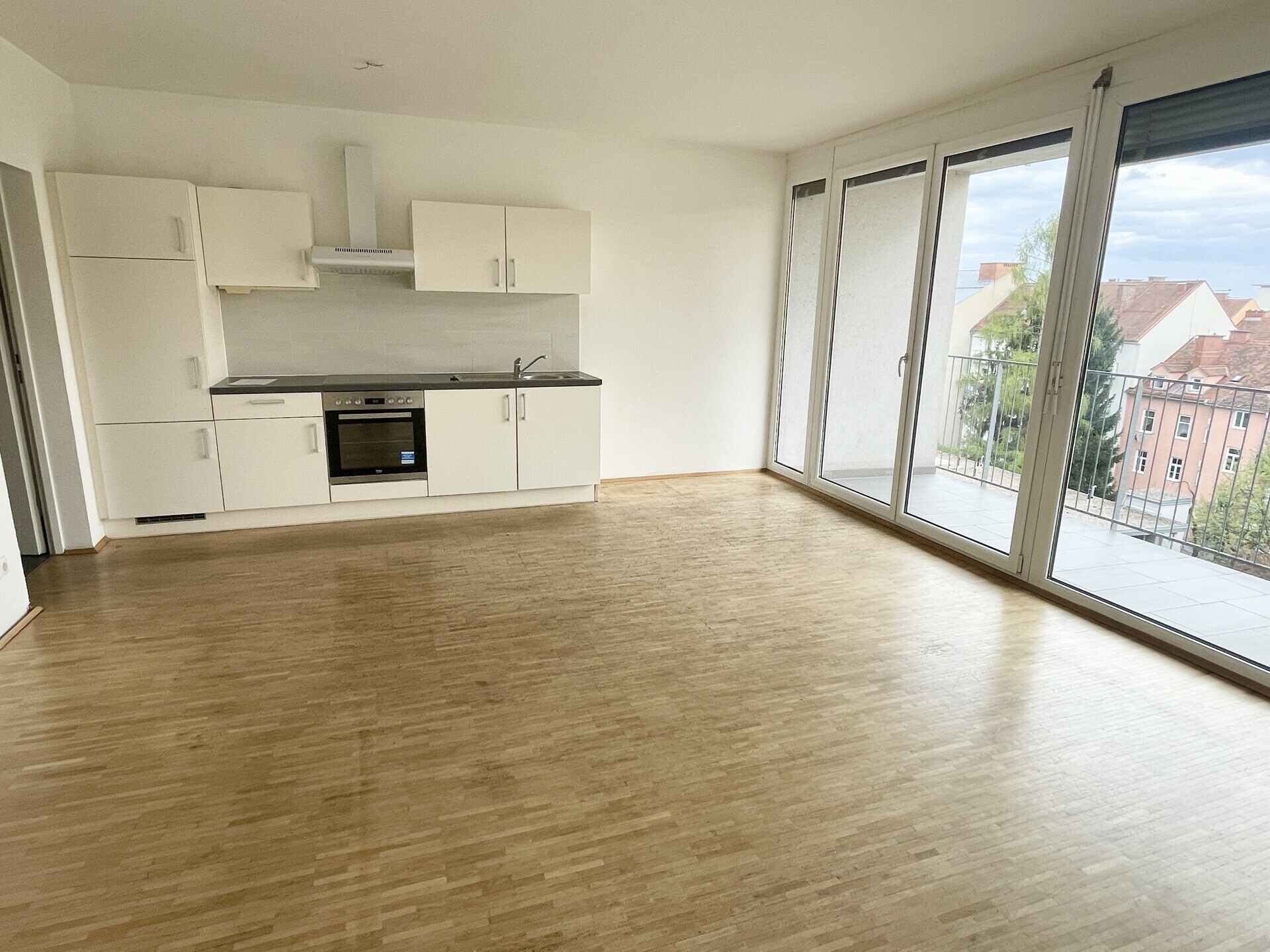 Tolle 3-Zimmer-Wohnung mit Balkon in 8020 zu mieten!