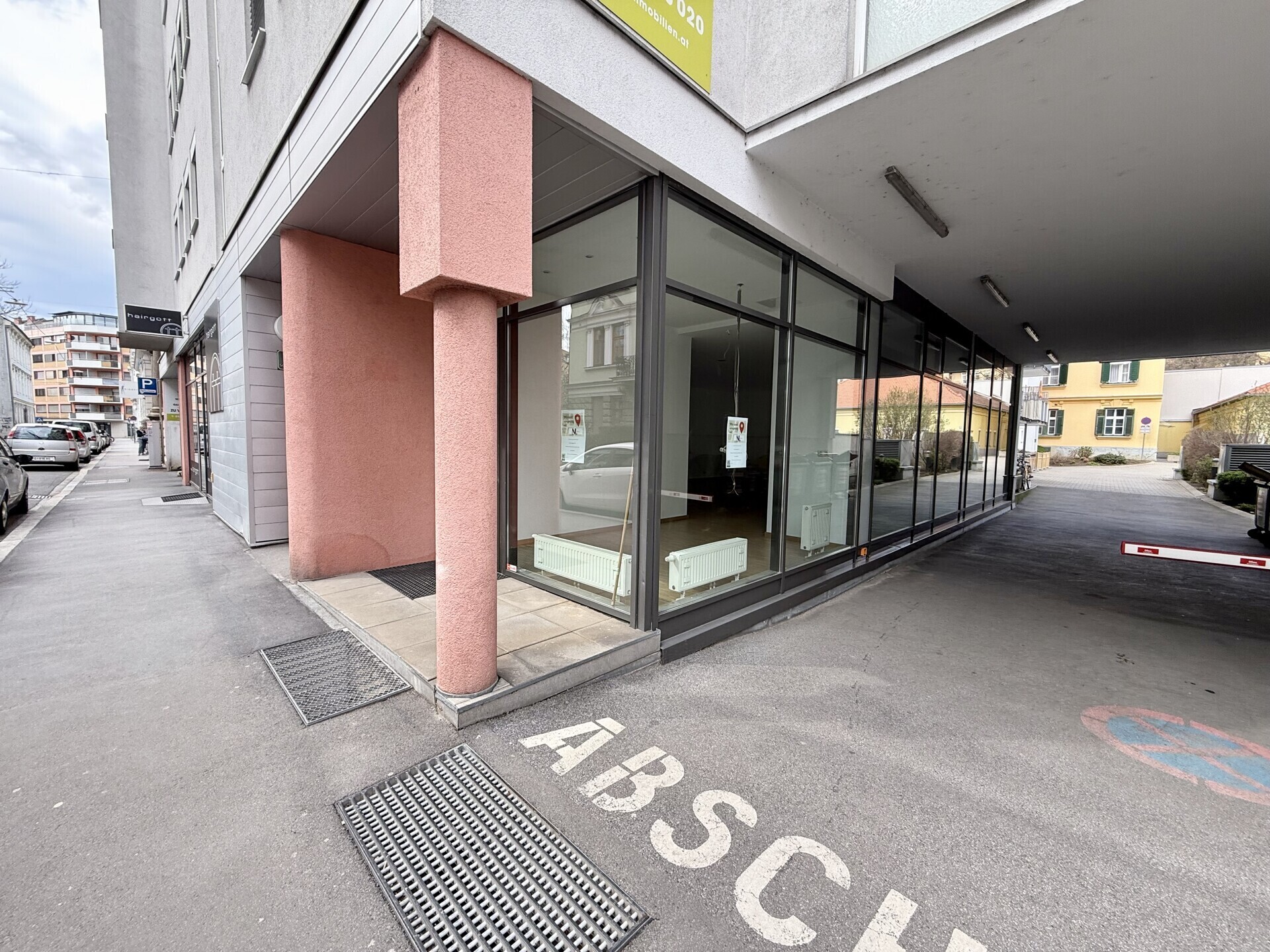 Attraktive Geschäftsfläche mit Glasfront - in 8010 Graz- zu mieten!