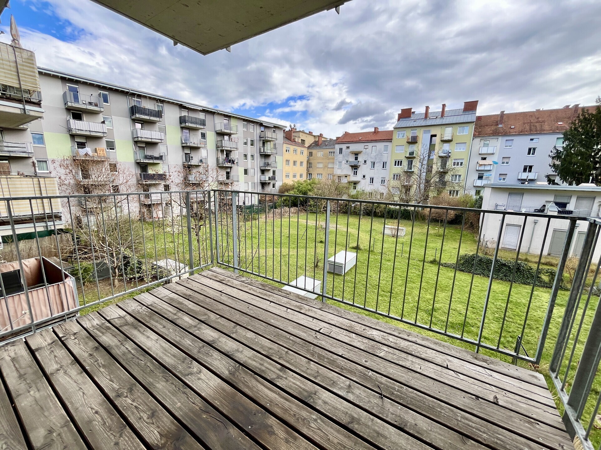 2-Zimmer-Wohnung mit Balkon- in der Nähe des Hbf Graz- zu mieten!