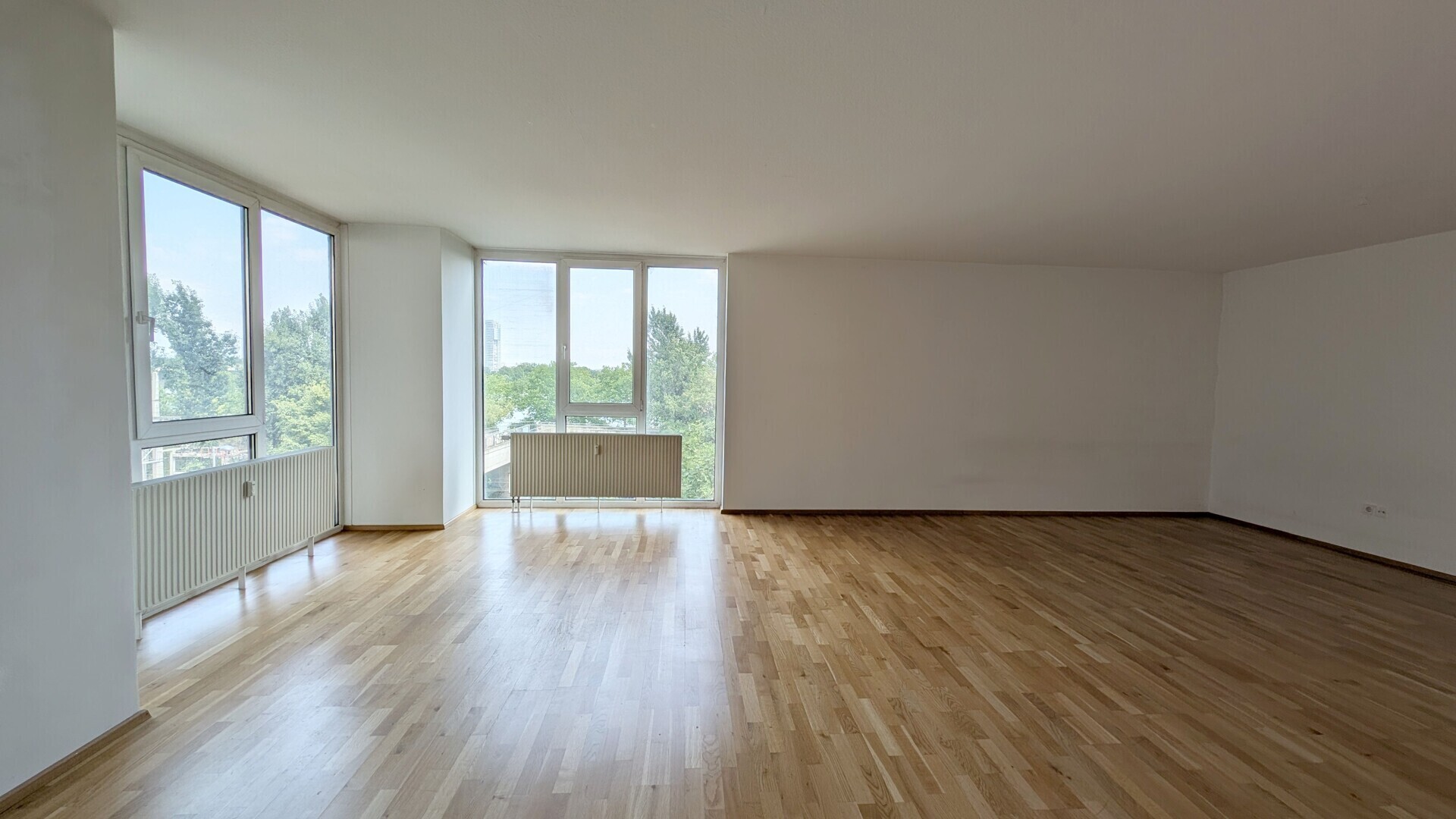 Einzigartige 4-Zimmer Wohnung mit Blick zur Donauinsel in 1200 Wien zu mieten