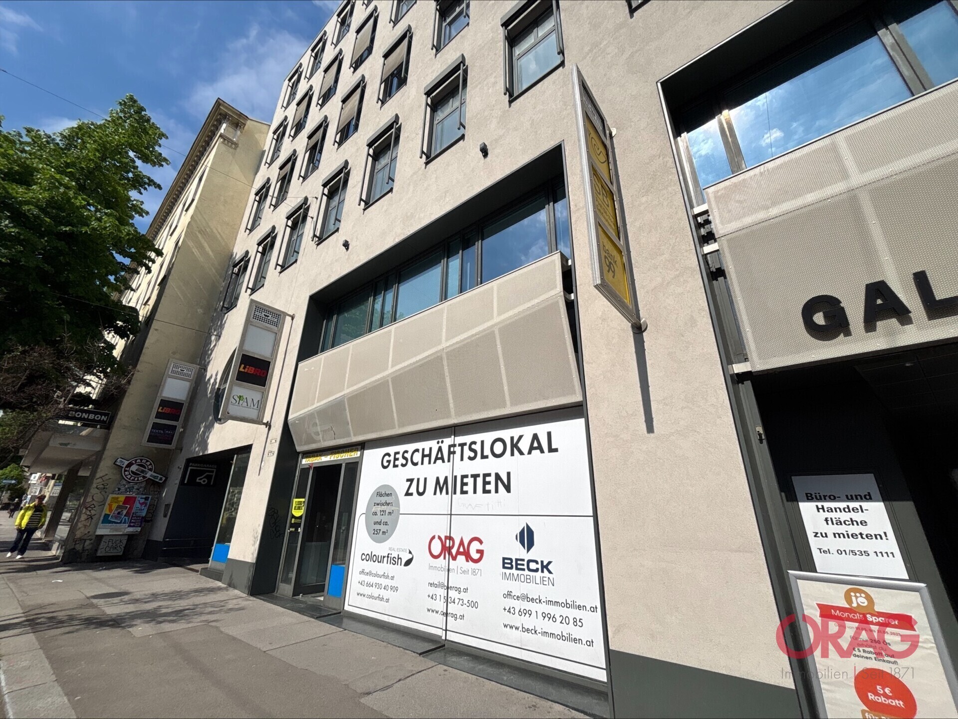 Retail space with outdoor presence for rent in Galerie Wieden!