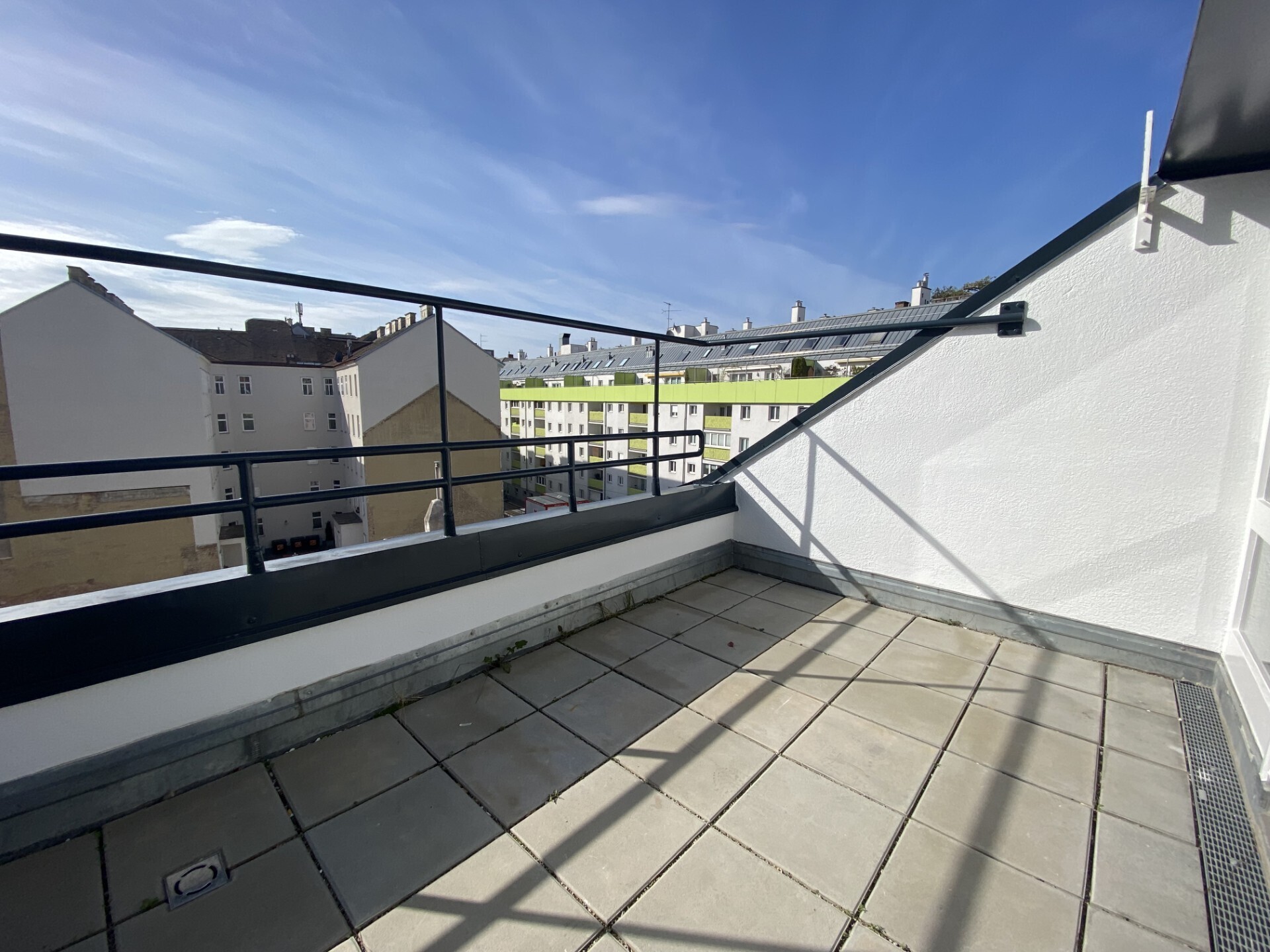 Luxuriöse Dachgeschosswohnung mit Terrasse – Stilvoll saniert & sofort bezugsfertig - Perfekte Raumaufteilung – Topmodern – zu kaufen in 1030 Wien